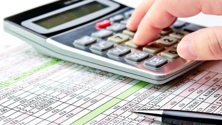 معافیت مالیاتی صادرکنندگان؛ جزئیات مهم درباره گروههای منتخب اعلام شد!